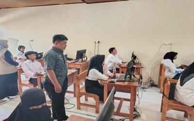 GLADI BERSIH PELAKSANAAN ANBK KESETARAAN PAKET C PKBM MAWAR MADIUN